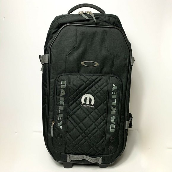 Oakley Other - NEW Oakley MOPAR Medium Black Rolling Suitcase